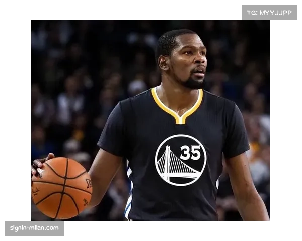 杜兰特生涯总分突破32000分大关 现役唯一达成此成就历史第六人